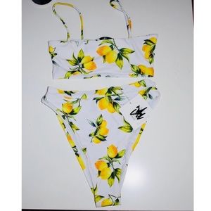 Two piece swimsuit SET